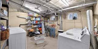 $1,250 Cap Hill 1 BR | 5 Min Walk to Cheesman Park Gallery 17