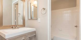 Avion on Glendale Gallery 4