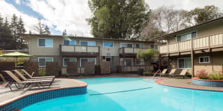 Eaves Creekside Gallery 31