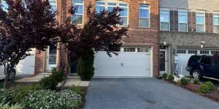 2924 MIDDLEHAM Court Gallery 1