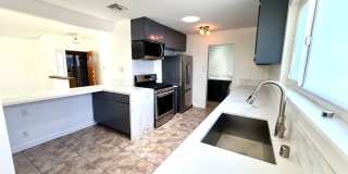 Beautiful Newly Renovated 3BD 2BA Gallery 7