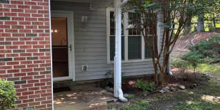 Charming 2BR End Unit Townhome in Raleigh Gallery 1