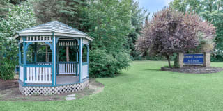 London Square Gallery 5