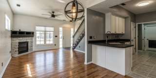 FOUNTAIN POINTE TOWNHOME!! 2 Bed, 2.5 Bath Townhome in Ankeny Gallery 5