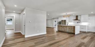 Fully Remodeled Snell Isle Luxury Home - Available for Rent or Purchase! Gallery 41