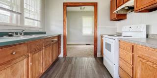 1920 S Gharkey St: Coming Soon! Pet-Friendly 2 Bedroom Home Near Downtown Muncie! W/D Hookups! Gallery 3