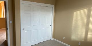 Beautiful 4 Bedroom, 2.5 Bath Oakley Home W/ Large Yard Gallery 17