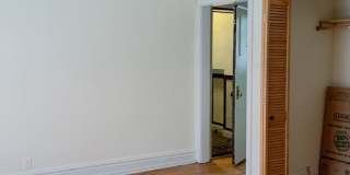 2876-2900 N Clark Gallery 78