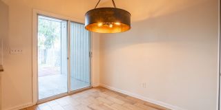 Less than a mile to the beach!! Gallery 18