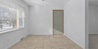 SUMMER SPECIAL! Beautiful 3 bedroom house on Bloomington's Eastside - Available Now! Gallery 8