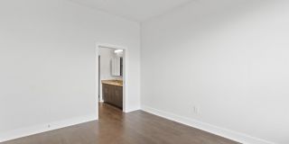 260 AVENUE E Gallery 15