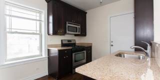 3812 N Sheffield Ave Gallery 2