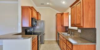 3/2/2 near Golf Course! Gallery 29