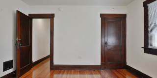 NEWLY RENOVATED NORTH CAMPUS - 6 BEDROOM 4 FULL BATHROOMS. THIS ONE HAS IT ALL! Gallery 15