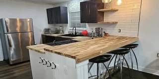 Room in 3 Bedroom Home in Atlanta Gallery 8