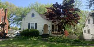 159 Erskine Ave Gallery 1