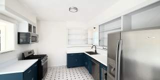 1214 Sutton Gallery 14