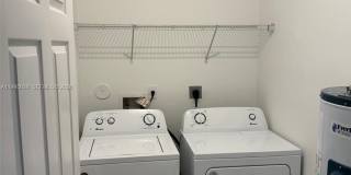 319 SE 20th Ter Gallery 17