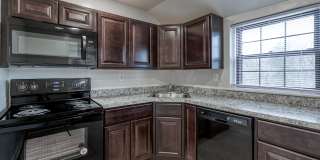 Stansbury Manor Gallery 8