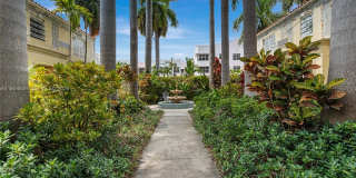 439 15th St Gallery 10