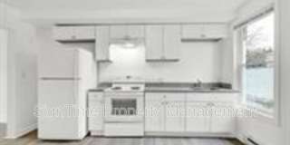 185-199 Berkson Avenue - 193 Gallery 1