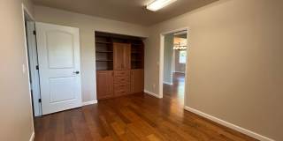 329 Oak Leaf Circle Gallery 18