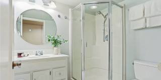 Quintessential Greenlake 4 Bed 3 Bath Home Gallery 24