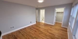 82 Devine Street Gallery 3