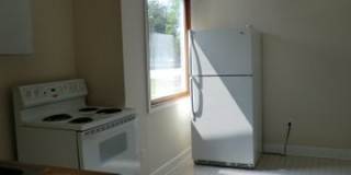 2BR/1BA Unit in Duplex - TOTAL ELECTRIC - Section 8 ok! Gallery 10