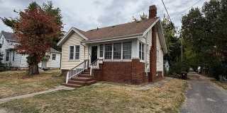 2512 N Maryland Ave Gallery 1