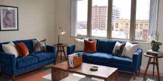 501 Brady Gallery 10