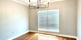 3BD/2BA House Off Perkins between Bluebonnet and Siegen. Gallery 27