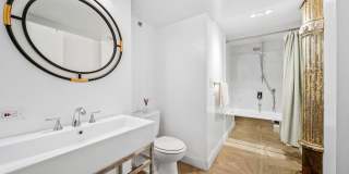121 West 20th Street Gallery 9