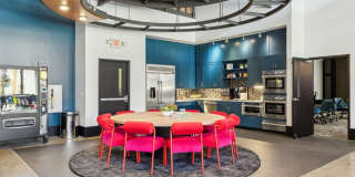 The Melrose Gallery 25