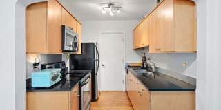 636 North Washington Street, #205 Gallery 15