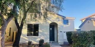 3262 E OAKLAND Street Gallery 1