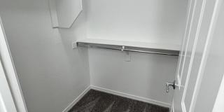 4642 S CARMINE Gallery 28