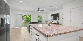 Refined Living at Its Finest | Renovated 3BR Townhome in Jacksonville Gallery 6