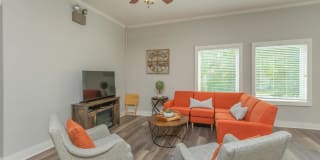 Pebble Creek Apartments Gallery 9