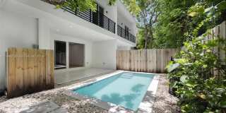 3162 Plaza St Gallery 20