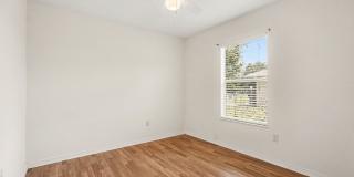 880 Vocelle Avenue Gallery 18
