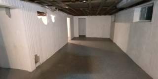 Charming 3 bedroom/1.5 bath Brick Home - Now Available! Gallery 23