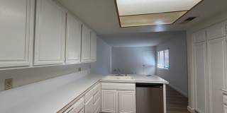 Spacious Updated Bonita Condo Gallery 27