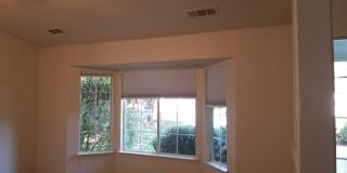4 Bedroom Home With Pool! Gallery 8
