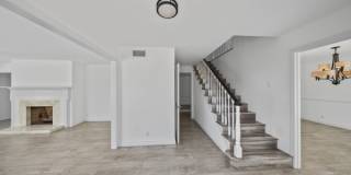 21801 Chatsworth St Gallery 7
