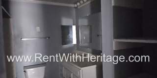 GORGEOUS HISTORICAL APARTMENT HOME / TOTALLY UPGRADED INTERIOR / CLOSE TO EVERYTHING! Gallery 25