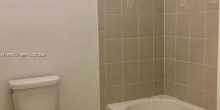 3323 NE 11th Dr Gallery 12