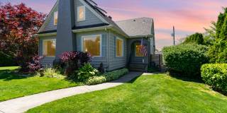 Charming North Admiral Craftsman w/ Modern Updates! Gallery 34