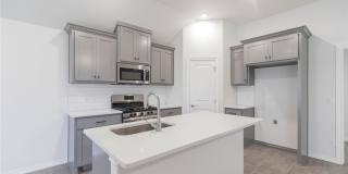 Beautiful 4 Bedroom 2 Bathroom Home in Cedar Lane Community with Storm Shelter (Neighborhood Pool and Park) Gallery 9