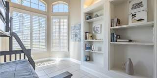 5323 SW 28th Place Gallery 25
